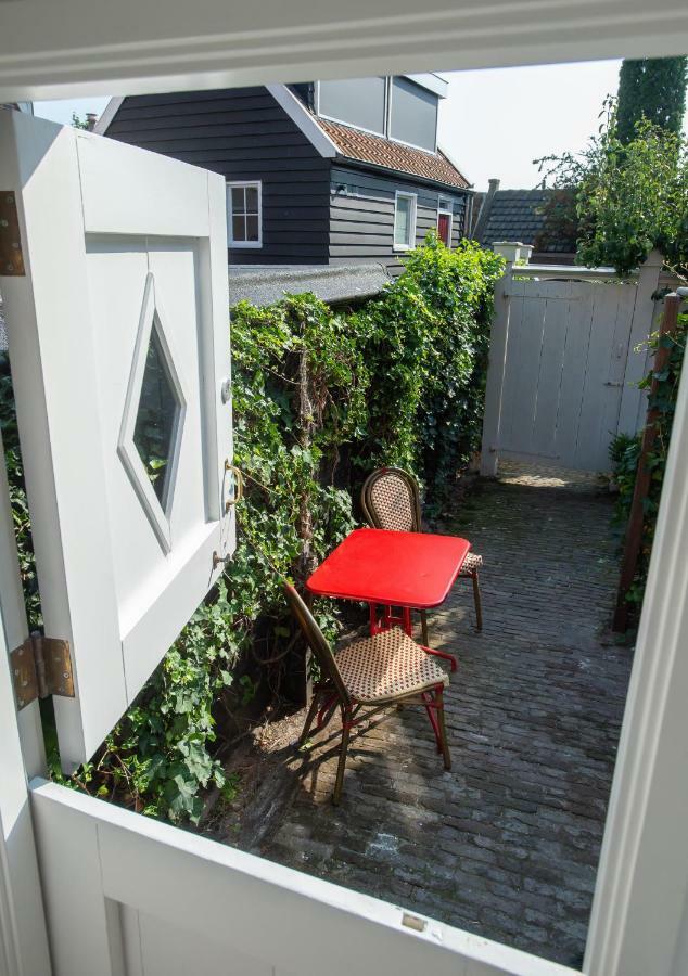 Waterland Hoge Huis Monnickendam Exterior photo